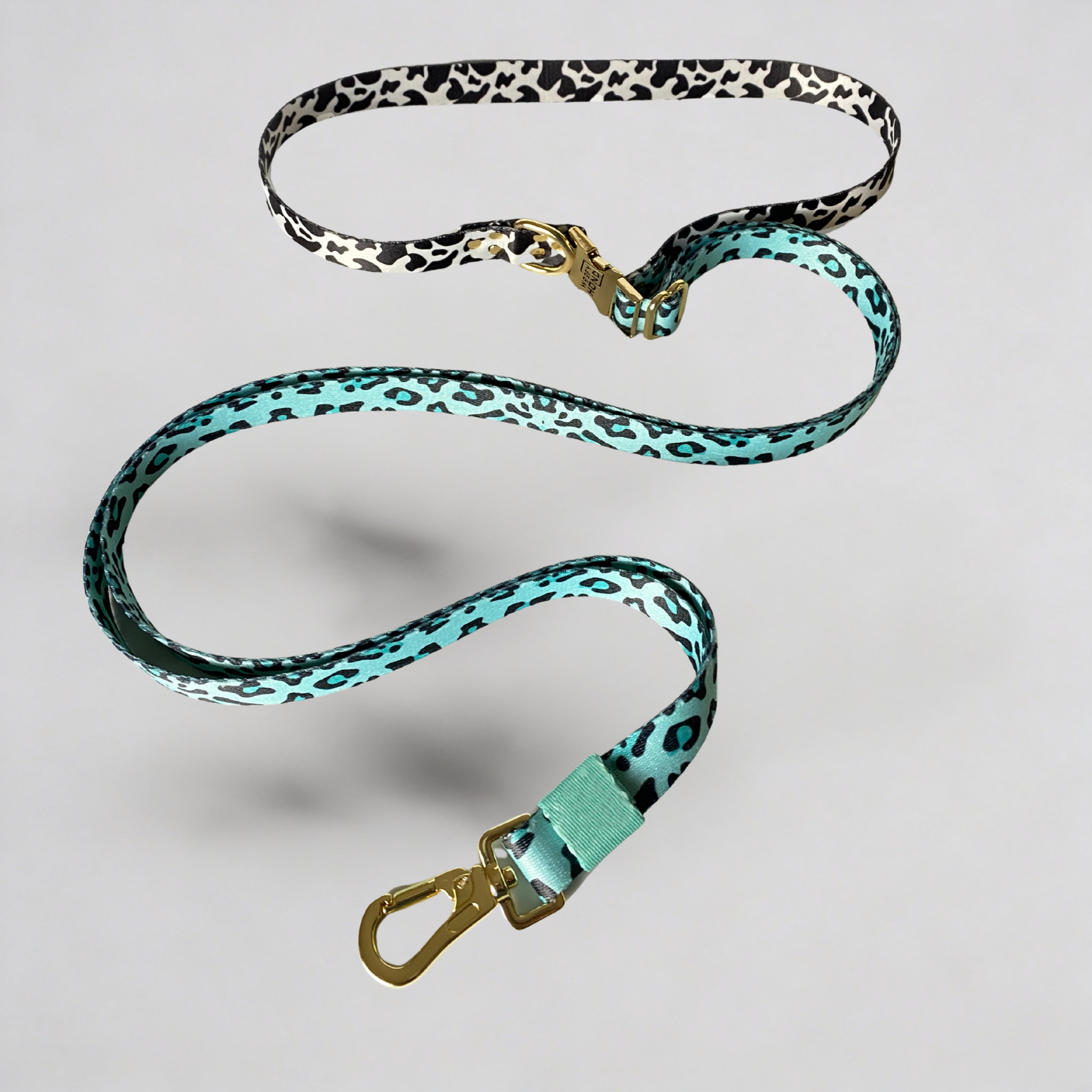 Hands-Free Dog Leash – Aqua Camo