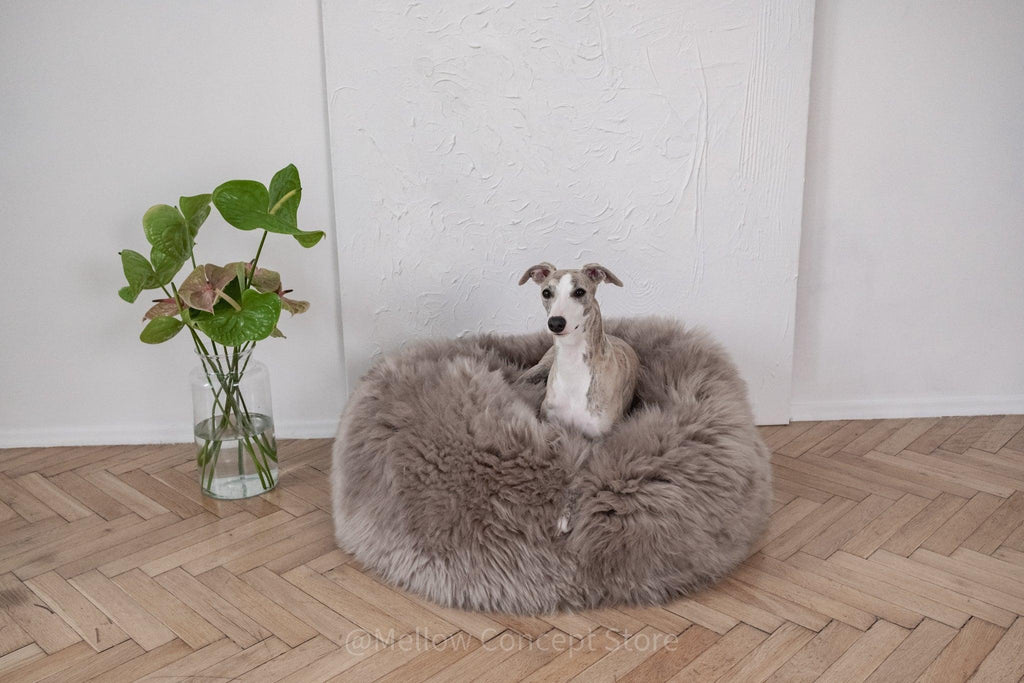 Oval Natural Sheepskin Pet Bed in Greige – Plastic-Free Pouf
