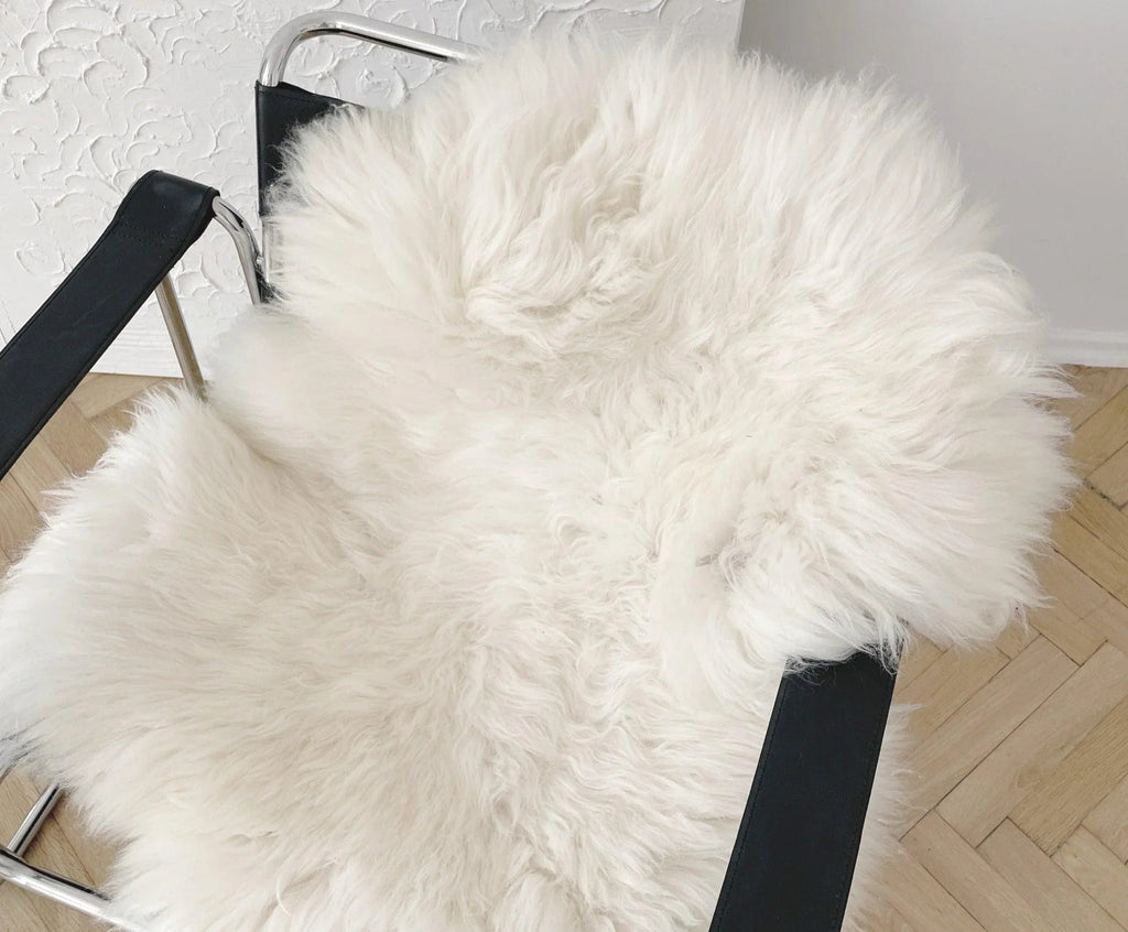 Natural Sheepskin Rug for Pet-3